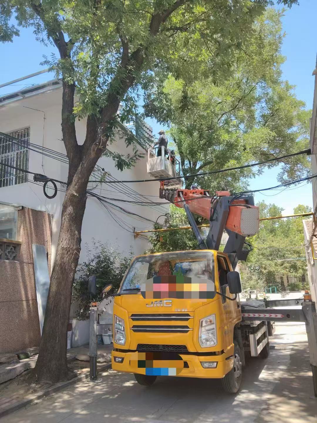 昭觉县高空作业车能吊装重物吗？最大承载多少公斤？